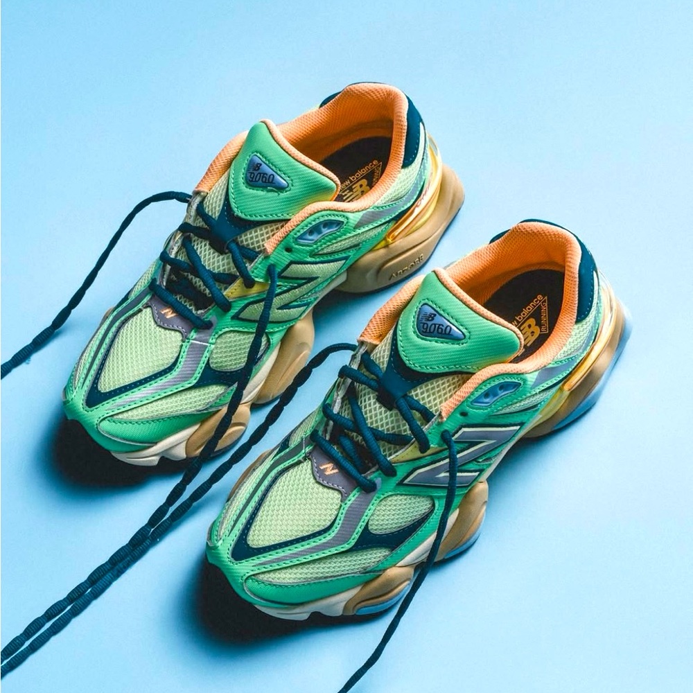 Unisex New Balance 9060 Model